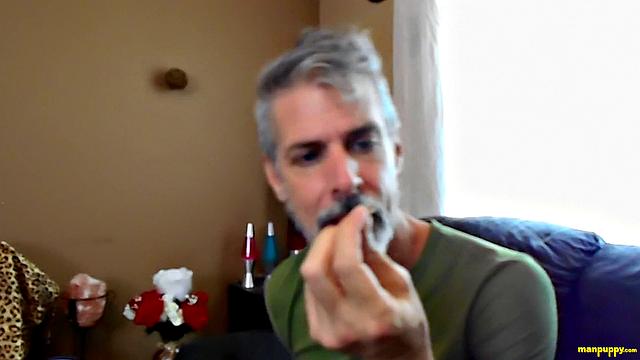 Suffocating In Giant Daddy's Ass - Richard Lennox