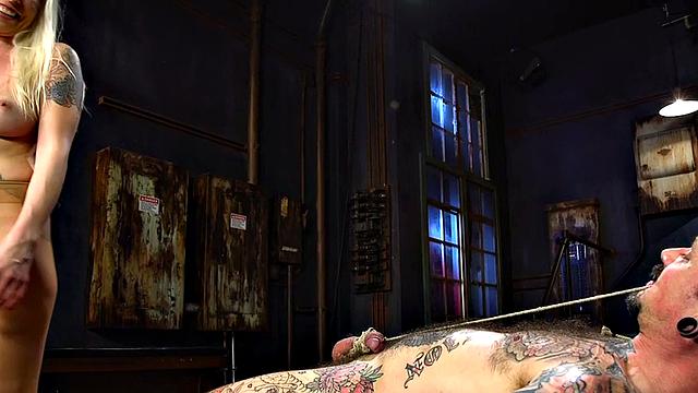 Pegging domina in pantyhosefucks sub before CBT play