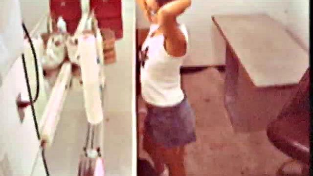 Horny office lesbians licking pussy