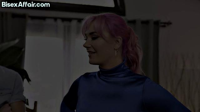 Curvy babe pounded in bi 3some