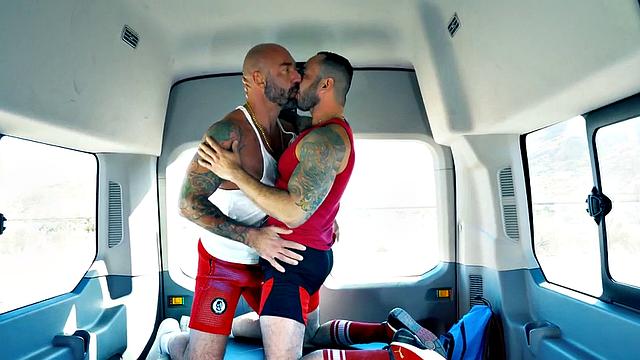 Hairy bottom fisted and fucked by tattooed daddy in van
