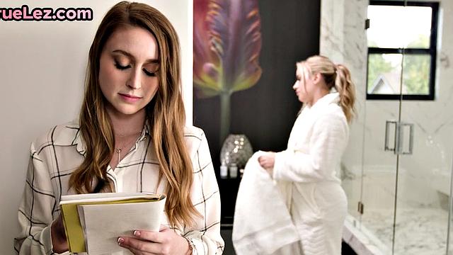 Lez nympho babes love fingering wet cunts while moaning