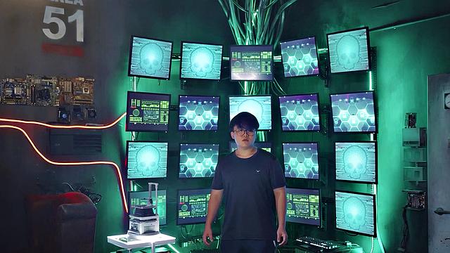 Taiwan YoYo has an old friend from Uni visit and fuck her