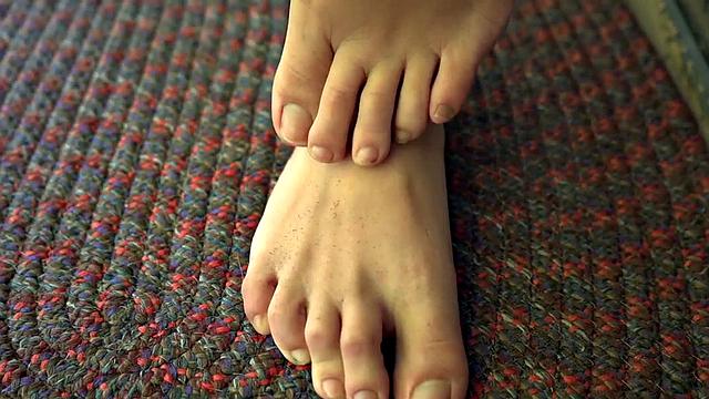 Lil Mia showing her pussy on the balcony