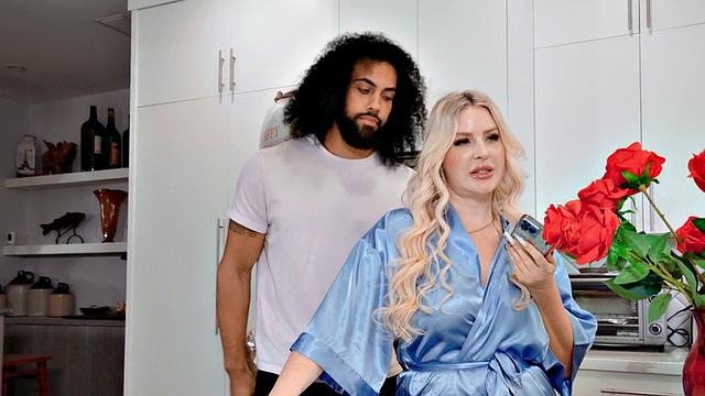 Bigbooty MILF bitch fucked by black guy in missionary