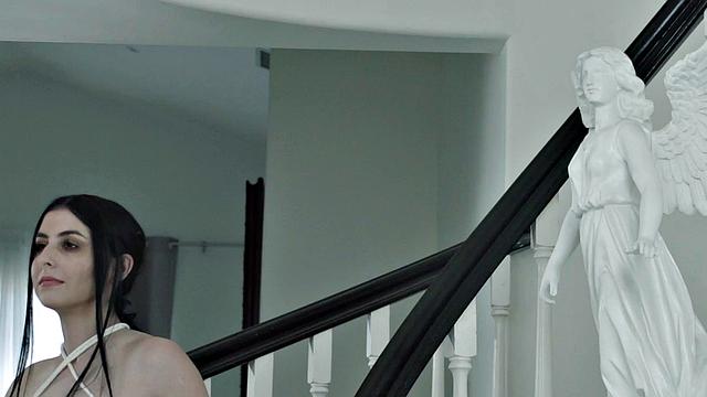 Kaitlyn Katsaros - Karl's Kastings