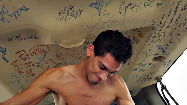 Pulled str8 stud bangs man's ass in public outdoor van