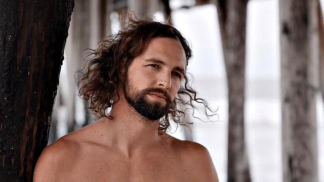 Nympho jock smashed in tight asshole by fucker