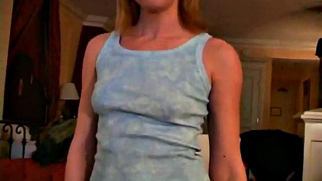 18plus redhead sucking off camera guy during the photoshoot