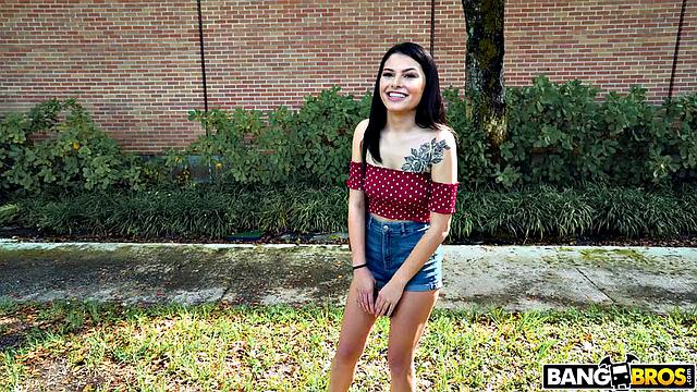 Cheating Girlfriend Fucks Money