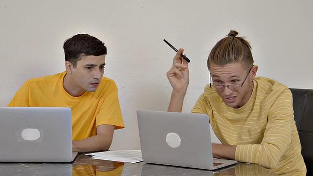 Big-titted MILFs love cockriding in 3way