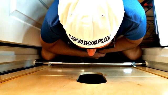 Big Dick Sucked At The Gloryhole