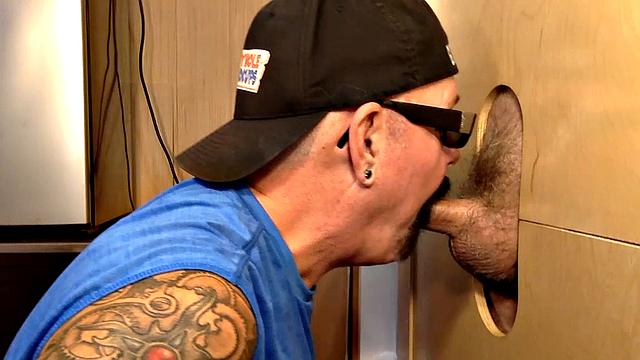Construction Worker Gets Gloryhole Milked