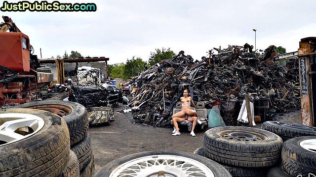 Cockhungry slut fucked on landfill