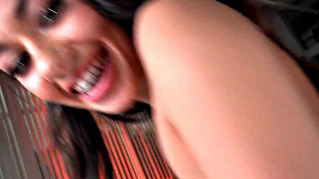 POV amateur 21yo GF pussyfucked while talking