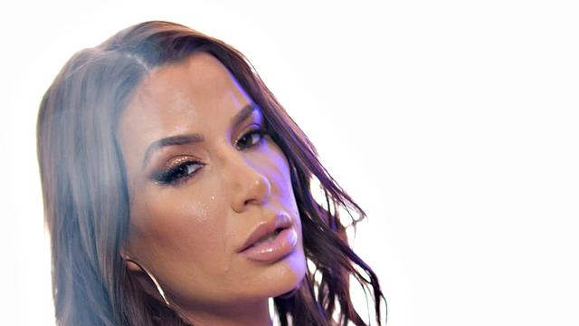 Tattooed Gia DiMarco Filled With Cum