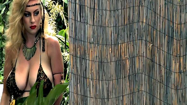 Kali West's Mamazon sex