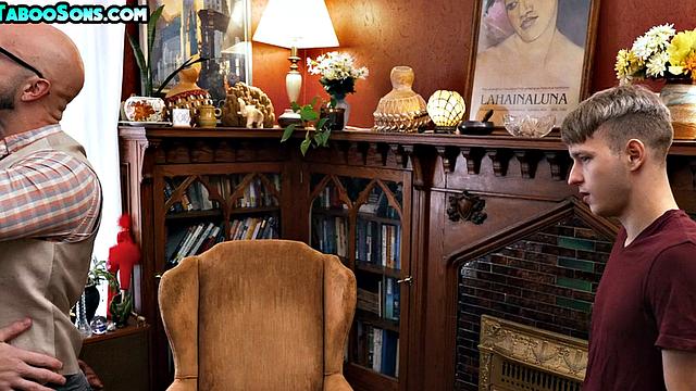 Amateur twunk spitroasted by two kinky DILFS