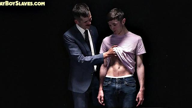 Submissive slave assfucked by daddy in obedient sex