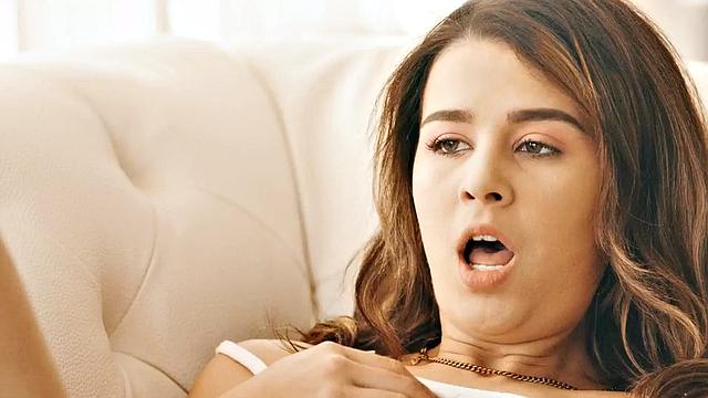 21yo bae fucked by stiff dick in wet pussy