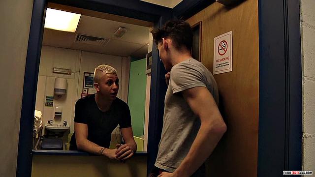 Big Dick Stud Exploring The Sauna! - Deacon Hunter &amp;amp; Oscar Roberts