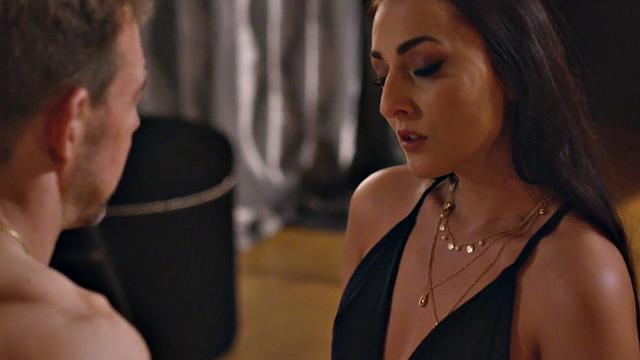 Glamour milf fucked after cunnilingus