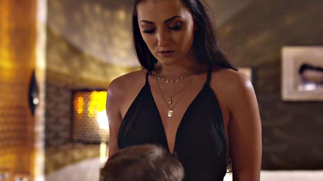 Glamour milf fucked after cunnilingus