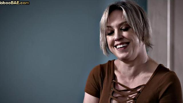 Ebony Lesbos tribbing each other with GF