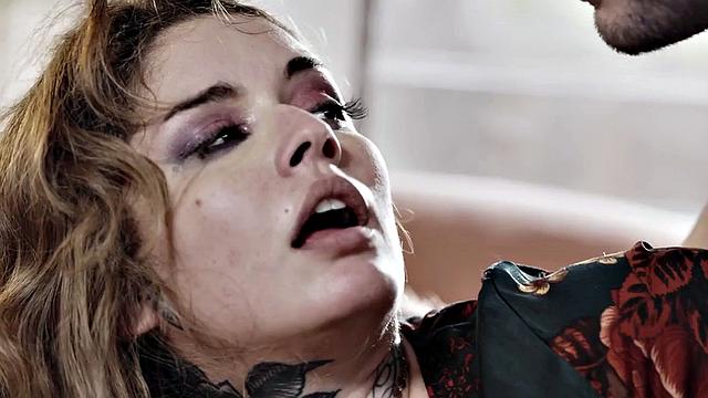 Bigbooty stepmom fucked by stepson in pussy in doggystyle