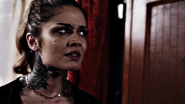 Bigbooty stepmom fucked by stepson in pussy in doggystyle