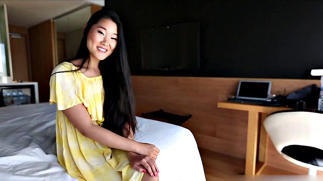 Chinese Tourist Fucks