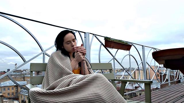 SISPORN. In exchange for silence beauty takes care of stepbrother's dick