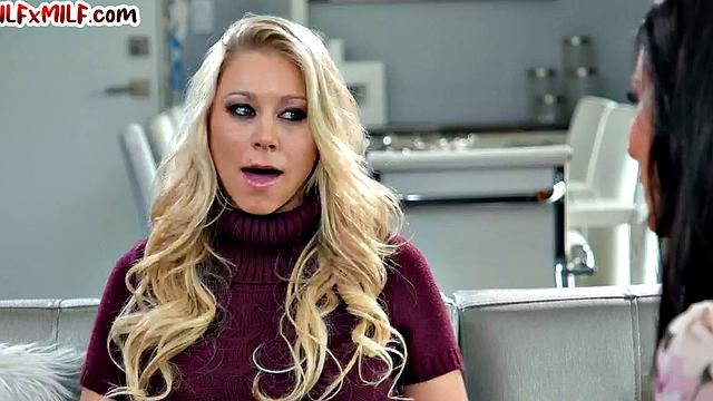 Pussyfingered busty MILF muffdives her blonde GF