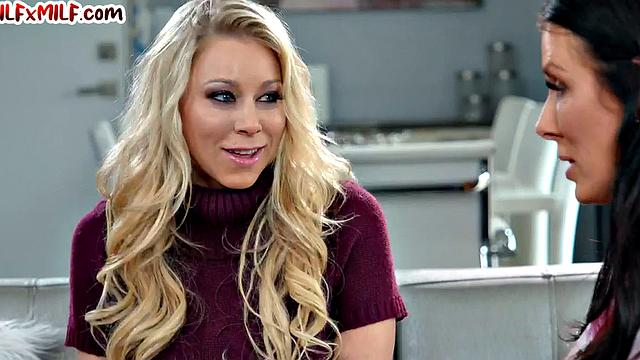 Pussyfingered busty MILF muffdives her blonde GF