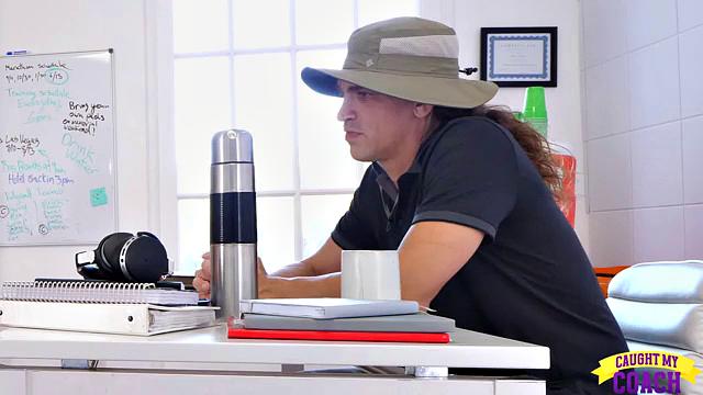 Coach Can't Resist My Pussy - S2:E5