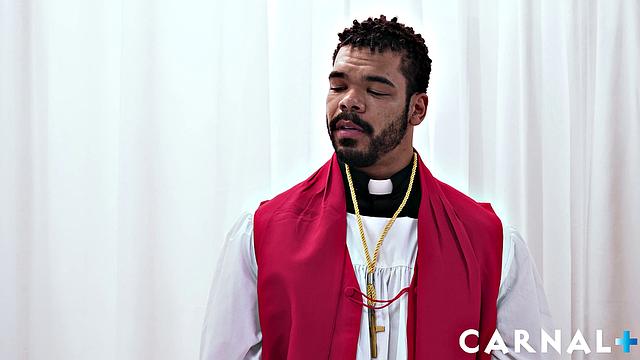 Кайлан с перцем страстно трахается у алтаря