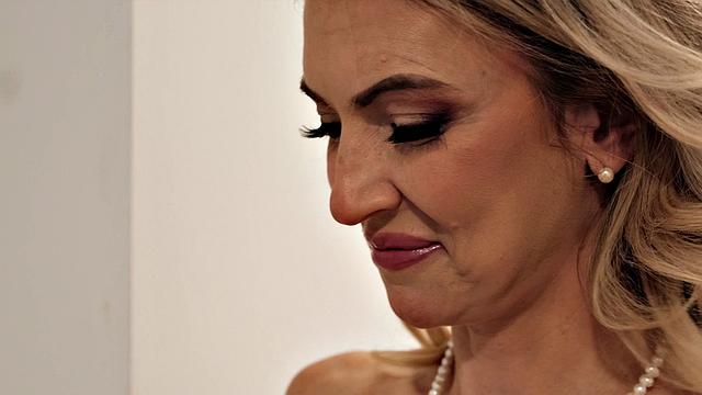 Hot blonde MILF Gigi Dior fucks daughter's boyfriend