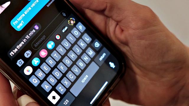 Hot blonde MILF Gigi Dior fucks daughter's boyfriend