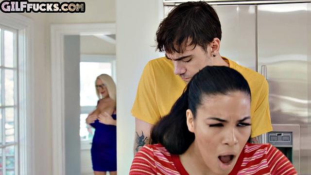 Big-titted blonde satisfies stud