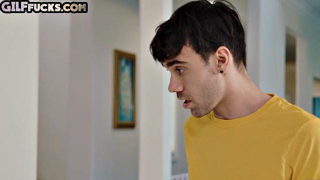 Big-titted blonde satisfies stud