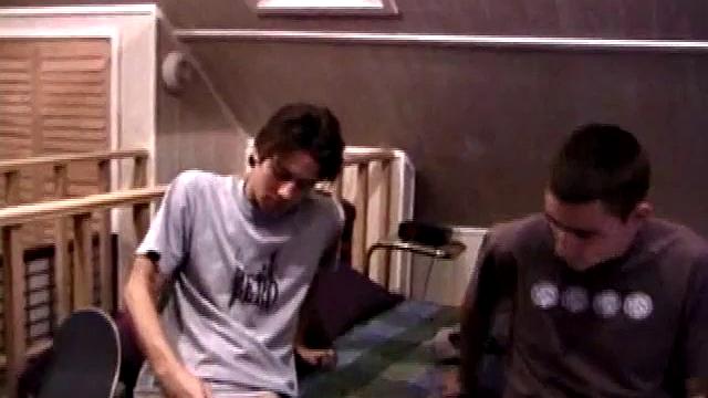 Jayden and Dan grease up their wood and we get close-ups of their horny faces. Jayden sports 8 inches and Dan holds his own. Always the instigator, Dan suggests they cum all over the glass table.