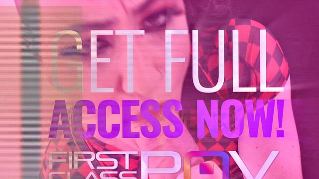 Slim Blonde Chloe Temple Creampie