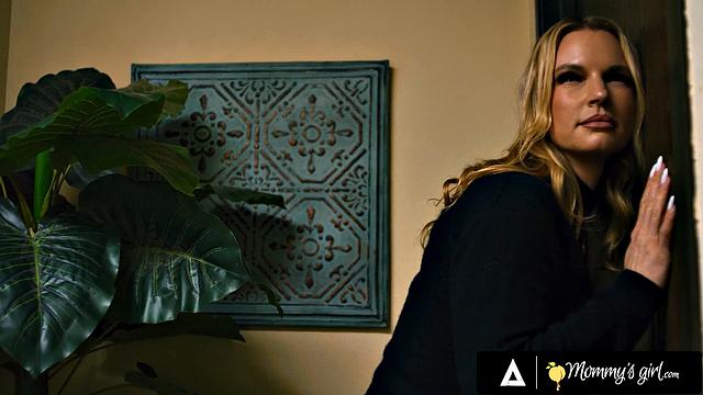 MOMMY'S GIRL - Voyeur Rachael Cavalli Cleans While MILF Lexi Luna USES Stepdaughter Demi Hawks