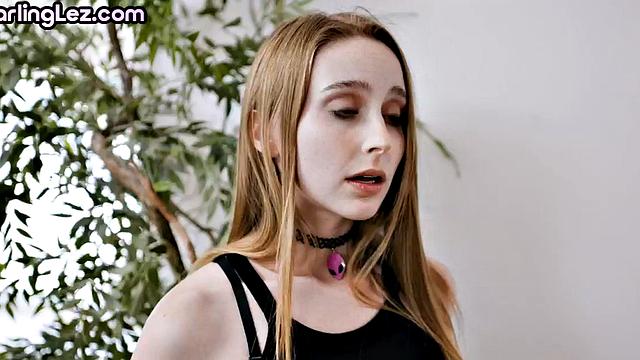 Shy dyke gets her pussy fingered by BFF before scissoring