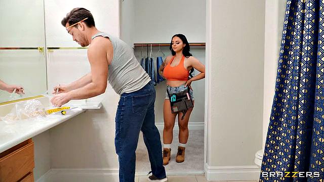 Handyman Stepdad Gets Fucked