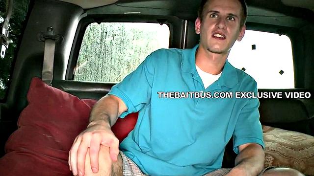 Amateur dude cums on tattooed gay jock in pickup bus