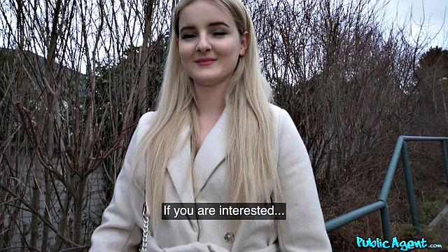 Californian Blonde Sucker