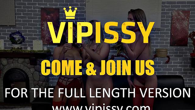 Vipissy - Merry Christmas - Piss Drinking