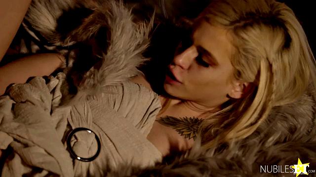 Throne Games Of Dragons - S1:E7