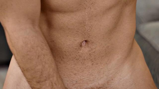 Amateur jock solo masturbating after casting